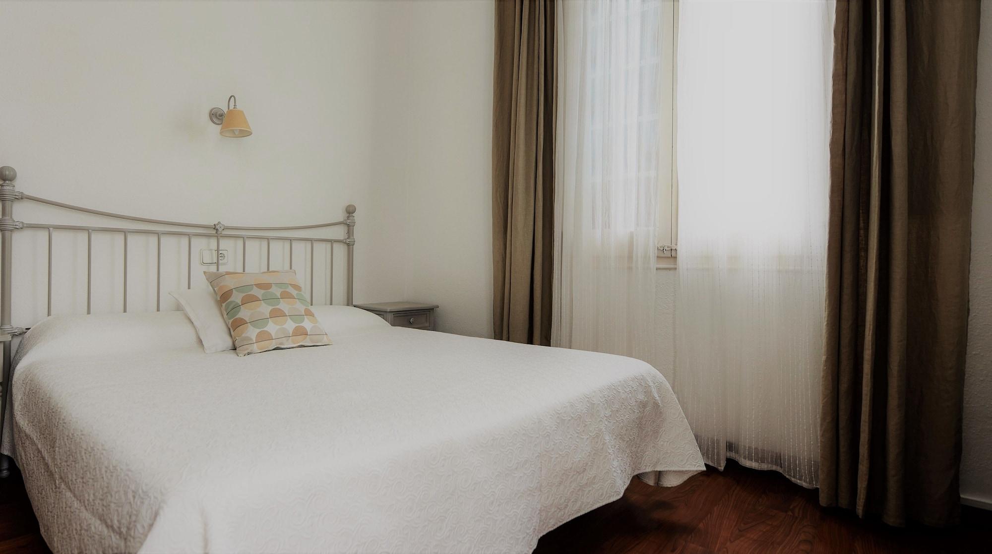 Hotel Capri 시체스 외부 사진