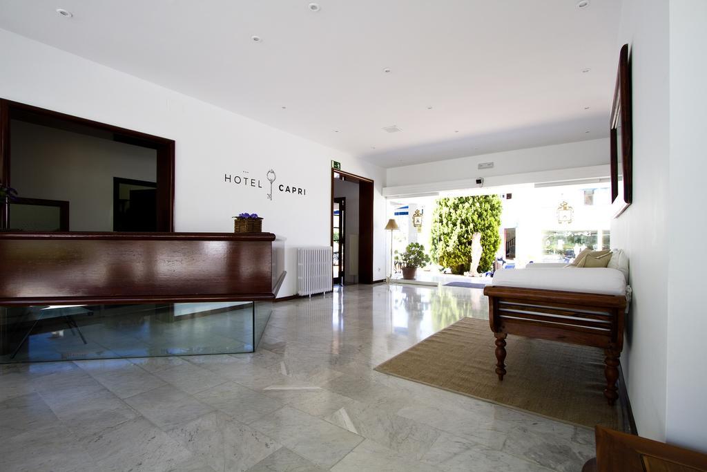 Hotel Capri 시체스 외부 사진